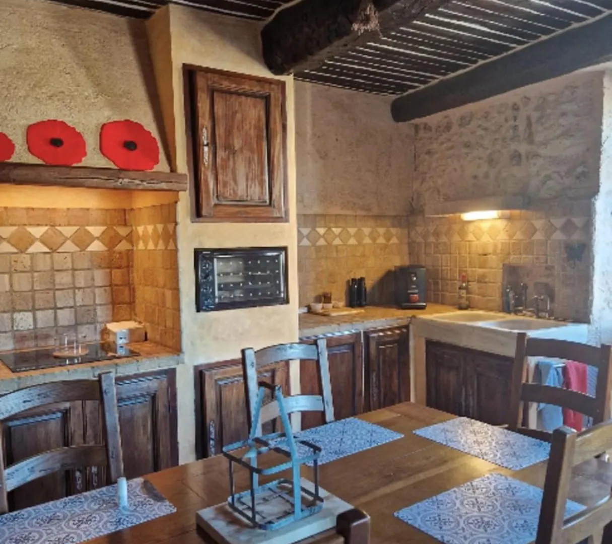 Old Provencal House - 3 Bedrooms Bagnols-en-Foret France